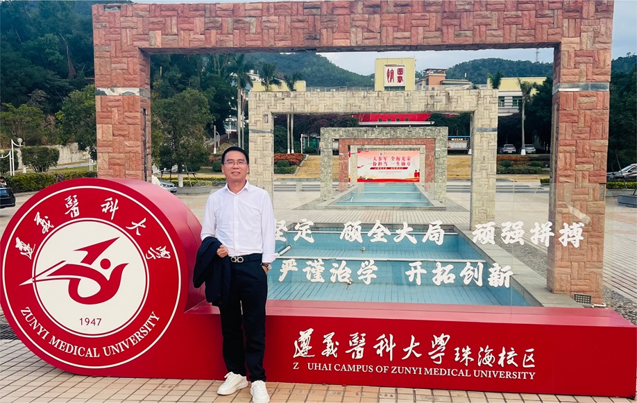 创服智达杨军在遵义医科大学珠痗校区授课20251218 (2).JPG