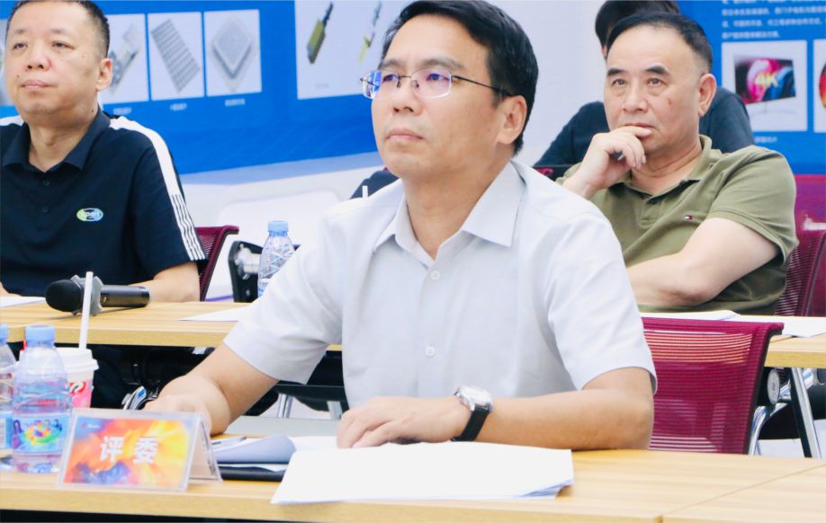 创服智达杨军担任2026“松湖杯”创赛评委 (7).jpg 创服智达杨军担任2026“松湖杯”创赛评委 (7).jpg
